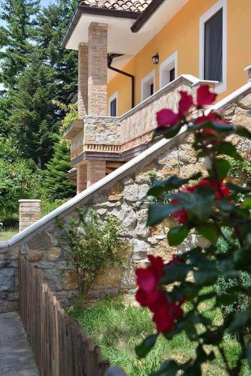 Hotel Agriturismo Macchia Di Tuono San Giovanni in Fiore Exterior foto